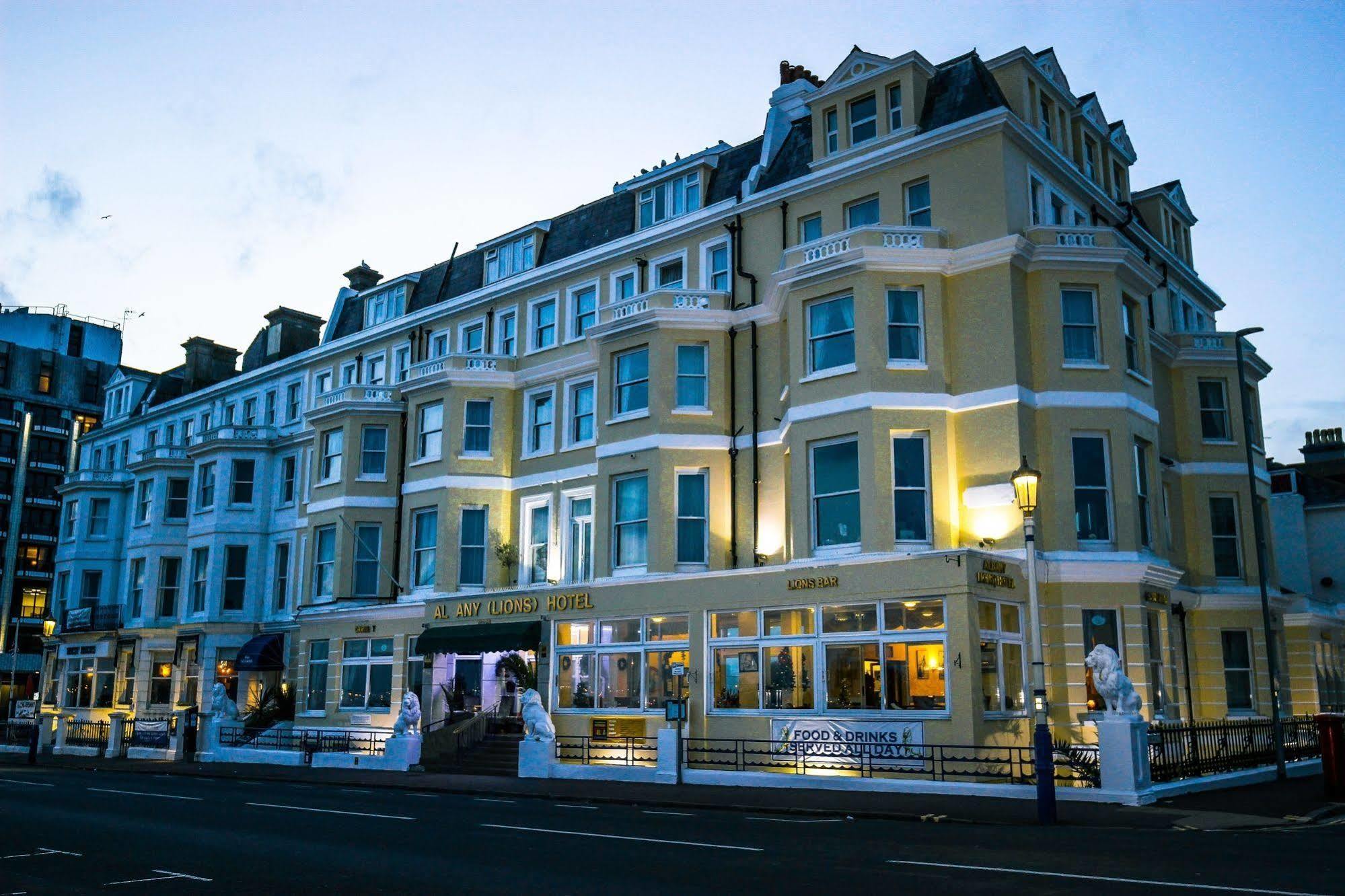 Albany Lions Hotel 이스트본 외부 사진